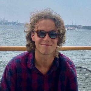 Meet your Posher, Henry